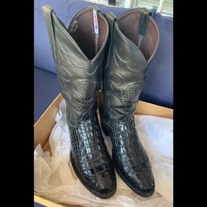 Men’s black alligator boots